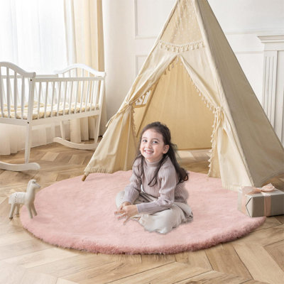 Aloisia Washable Indoor Rug