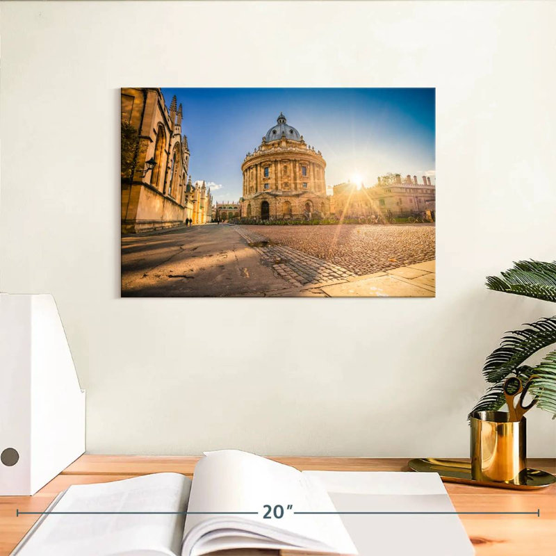 Lilie Sunlit Radcliffe Square, 8" H x 12" W