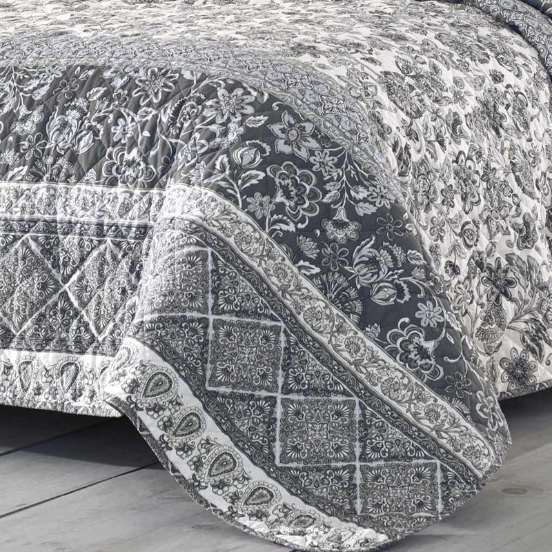 Gray and White Cotton Reversible Twin Quilt Set