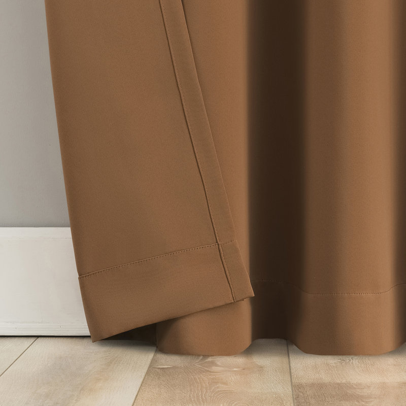 Panneau de rideau occultant avec œillets Burrier Wayfair Basics, L 54 po x L 95 po, Cuit au soleil