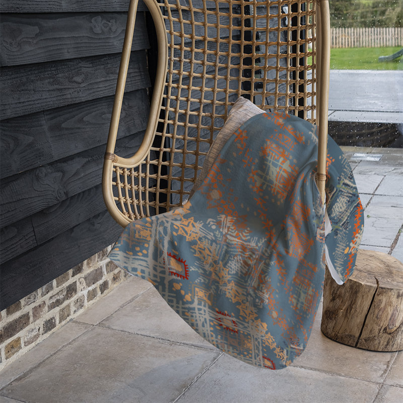 Rameriz Quilted Throw Blanket