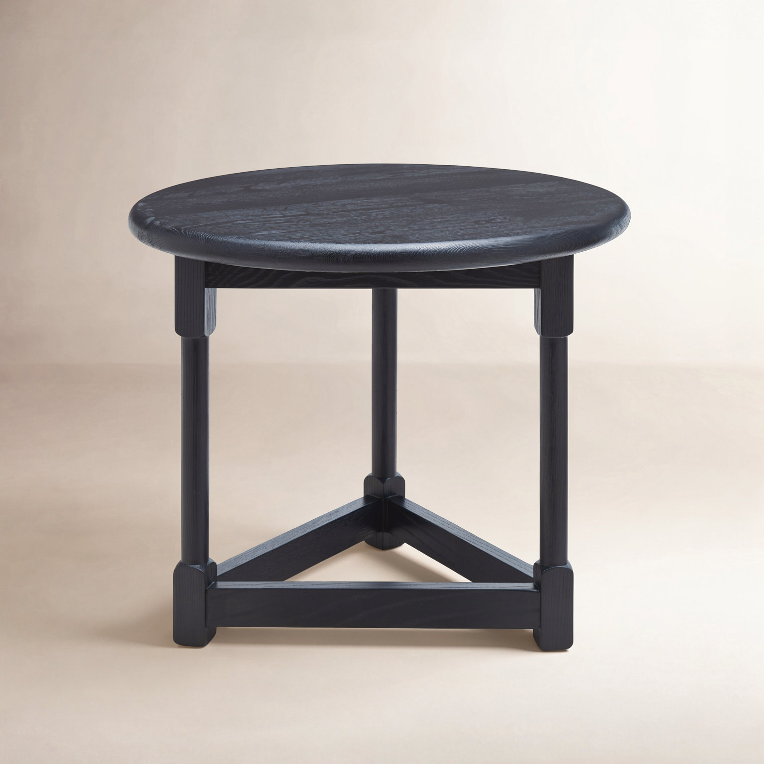 Becki Owens x Leandro 25" End Table, Black