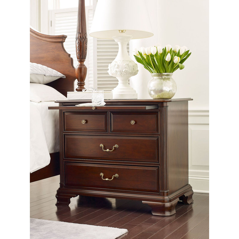 Table de chevet en bois massif Solvig