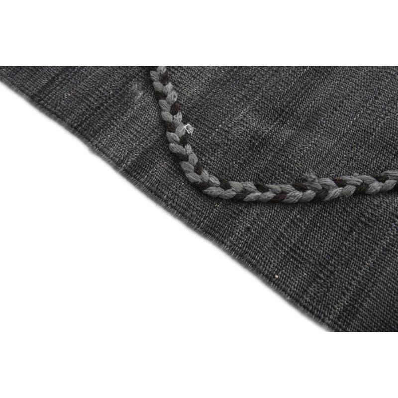 Tapis gris 4 pi 2 po x 5 pi 9 po