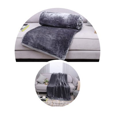 Tascherau Throw