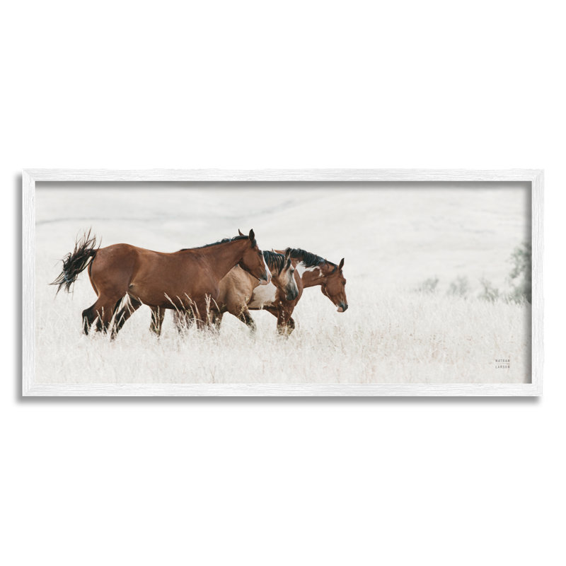 Stupell Industries Trotting Horses Landscape, art de la giclée par Nathan Larson, H 10 po x l 24 po x P 1,5 po