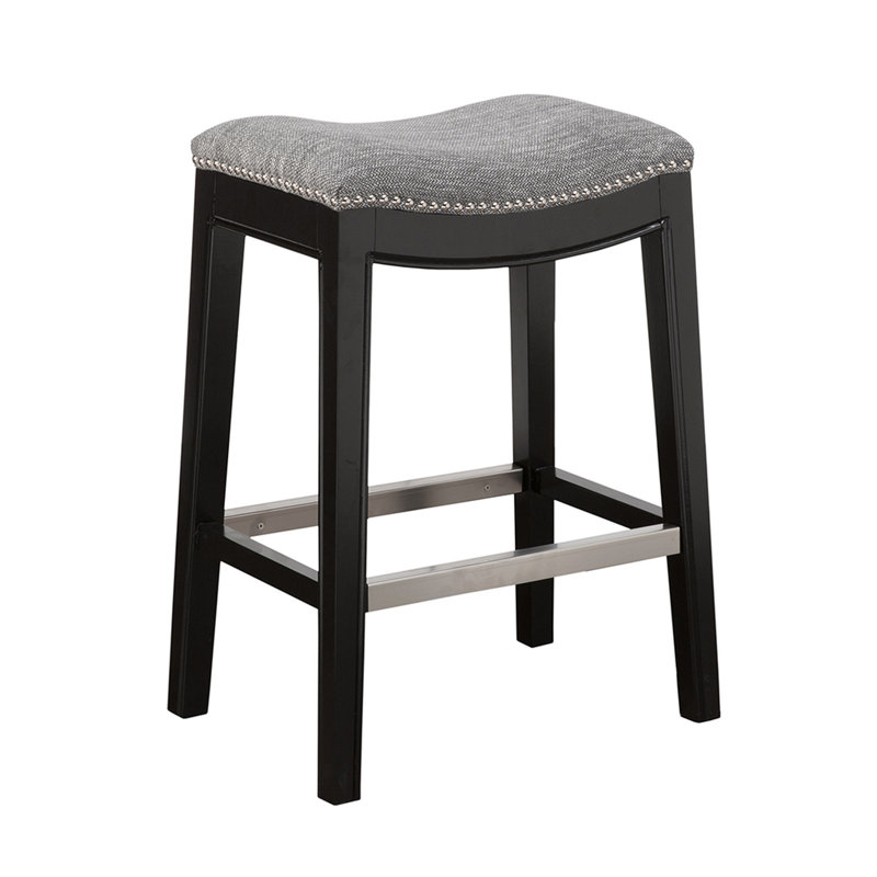 Élégant tabouret de comptoir en selle avec pieds en bouleau foncé, entretien de la tête de clou en bronze antique, plaque de protection en métal, intérieur en mousse haute densité, pieds noirs, gris