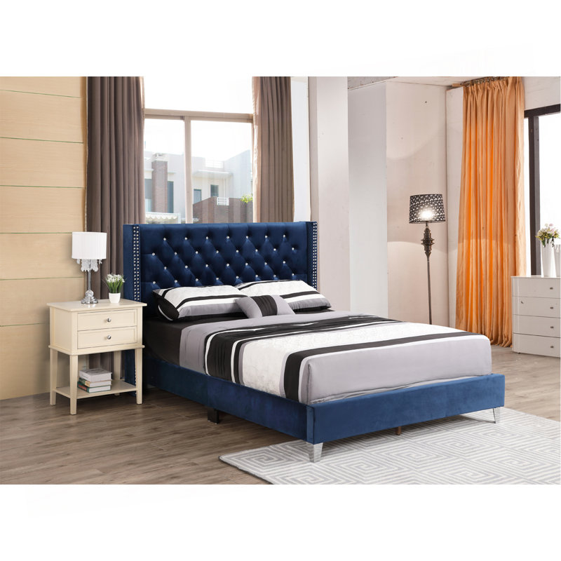 Élégant grand lit tapissier bleu marine, Grand lit, Marine