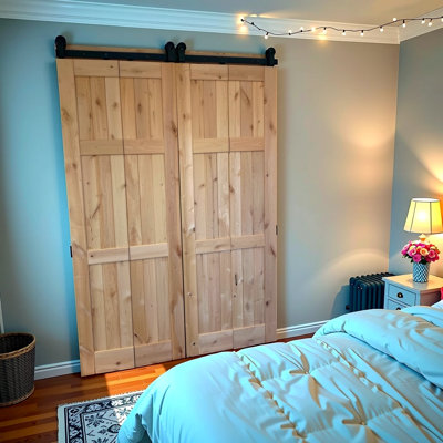 Double porte pliante en bois d'aulne 30 po x 84 po avec quincaillerie coulissante pliante