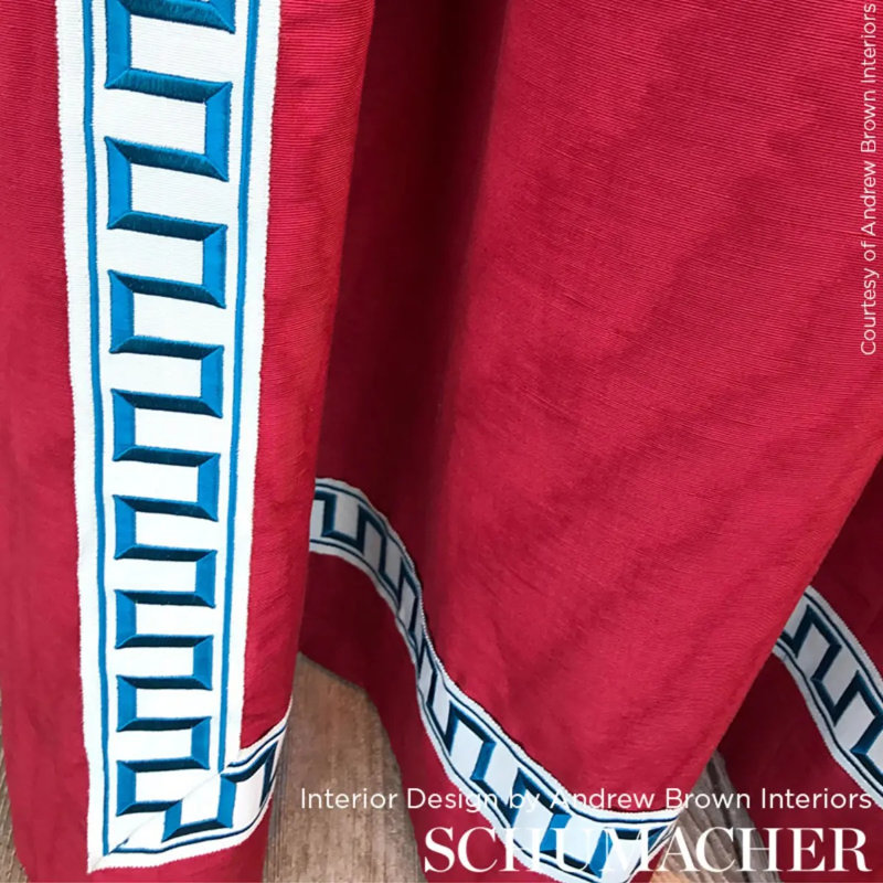 Incomparable Moire Fabric, Rouge