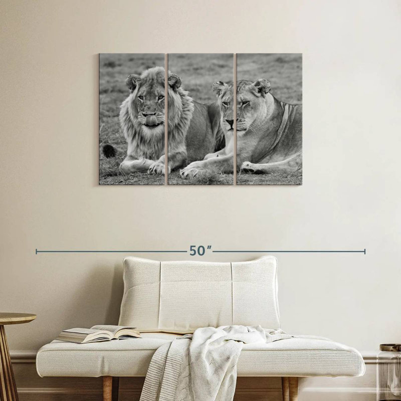 Brampt Lion Couple I, 24" H x 38" W
