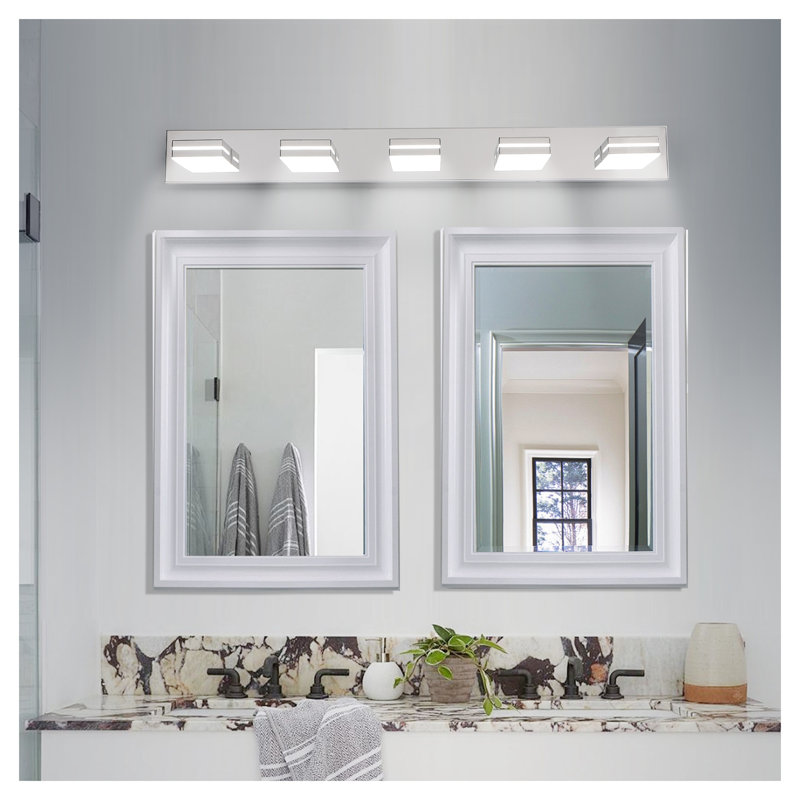 Applique murale moderne pour salle de bain à DEL à 5 lumières pour salle de bain Modern Chrome, 5 lumières, Chrome chrome