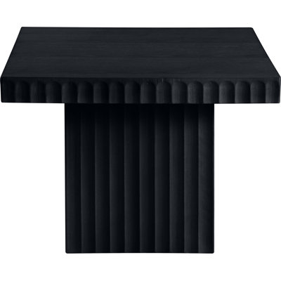 Fionntan Oak Veneer Coffee Table