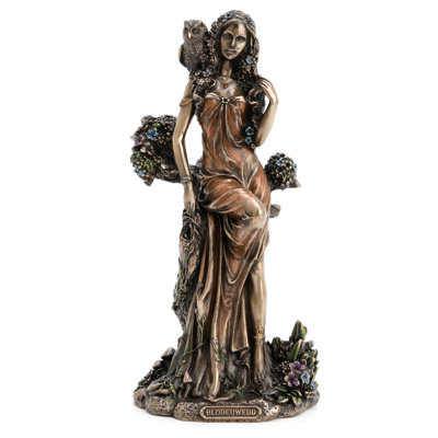 Vergennes Resin Figurine / Sculpture Decorative Object