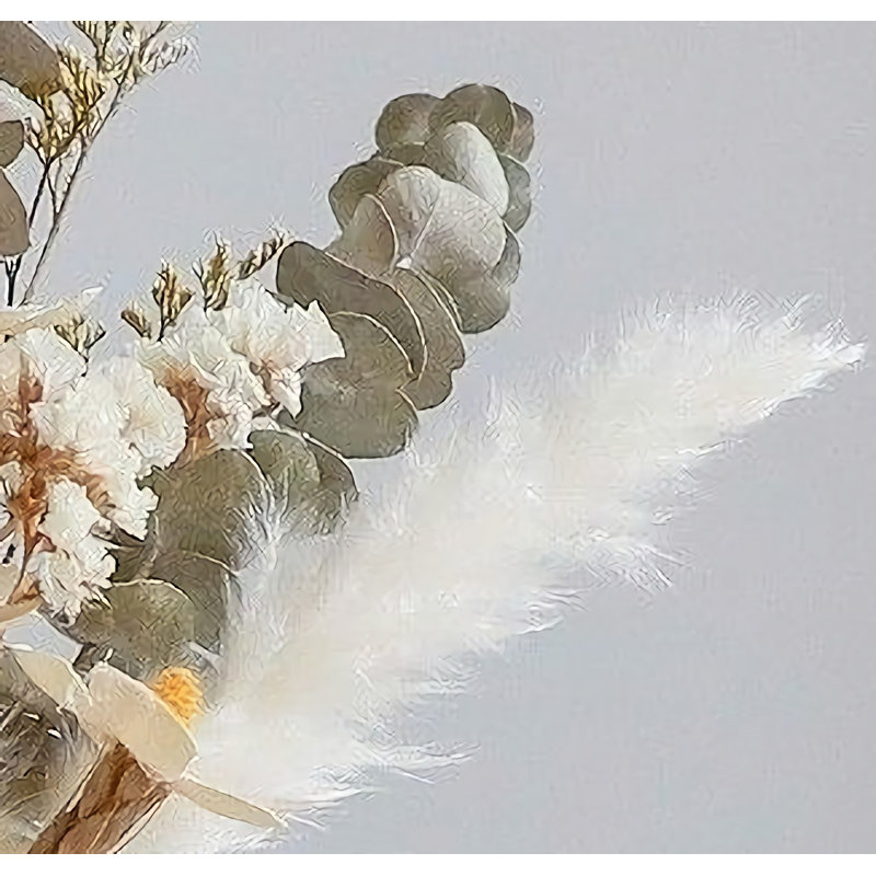 Décoration de vase et fleur simulée