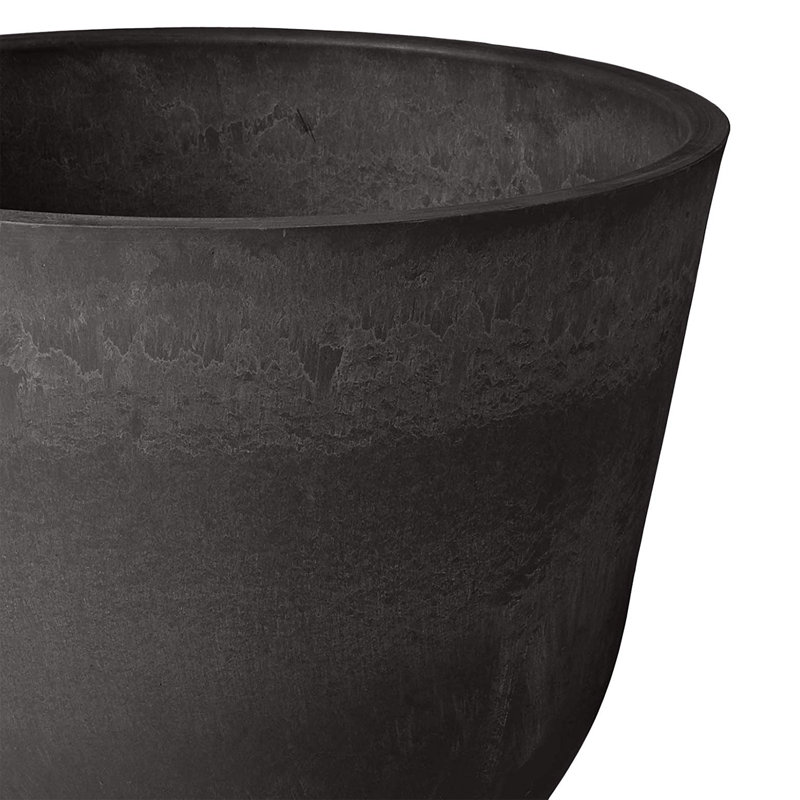Myrtle Avenue Urn Planter, Black