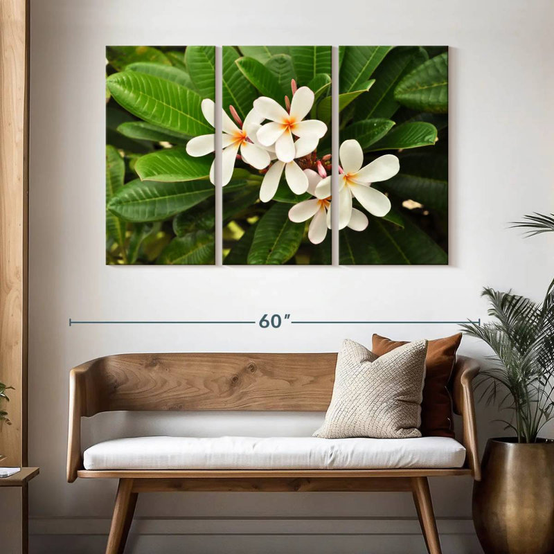Fleurs de plumeria blanches Harnek, H 32 po x l 50 po