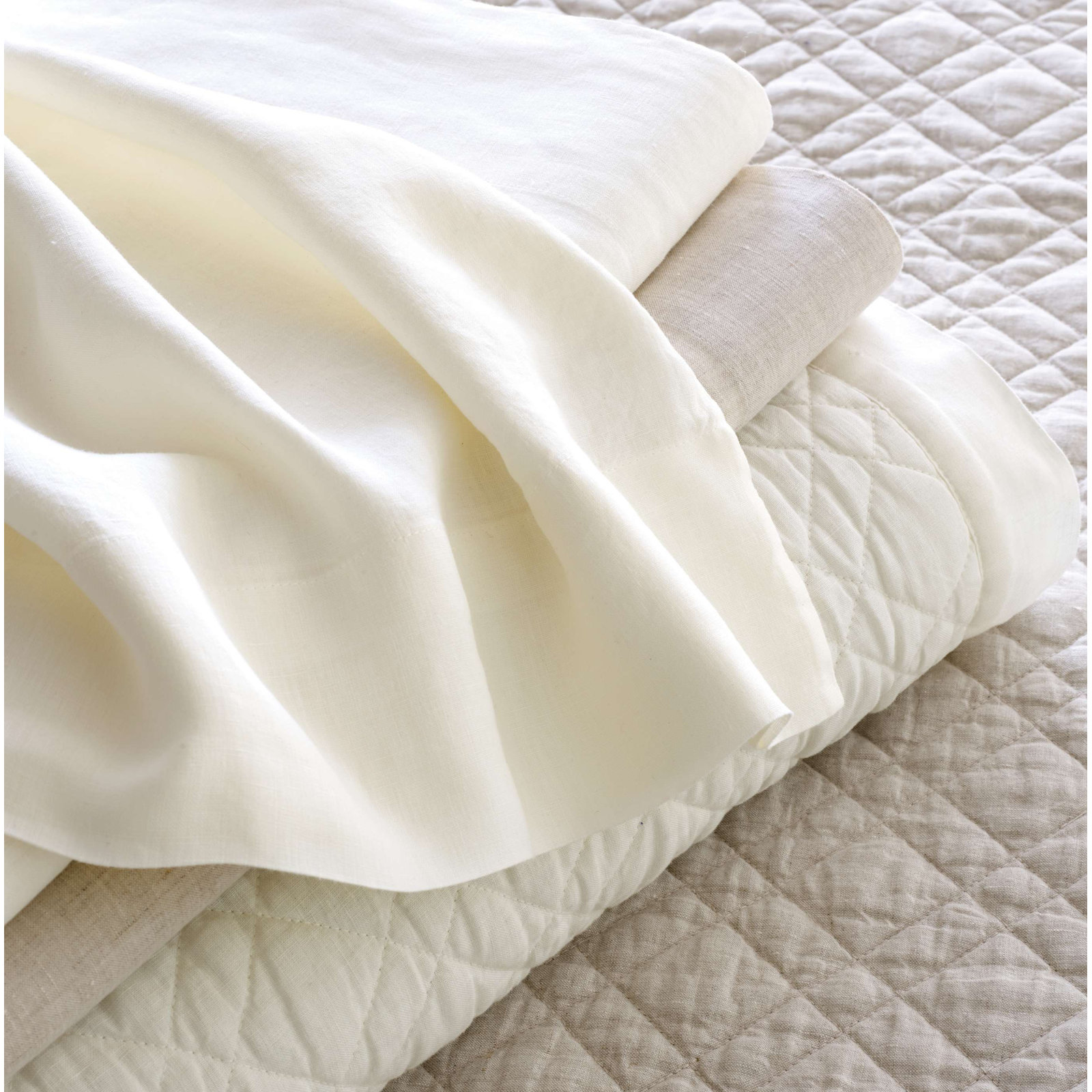 Washed Linen Quilt, Twin/Twin XL Quilt, Natural