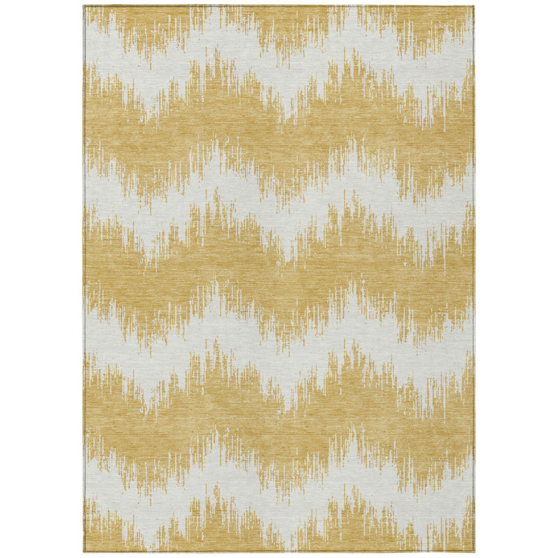 Tapis intérieur lavable à chevrons doré et ivoire 5 pi x 8 pi