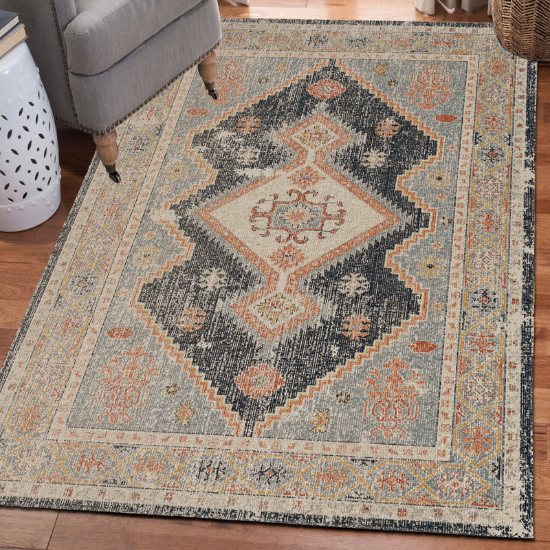Ambrah Oriental Indoor Rug, Rectangle 5' x 7'6"