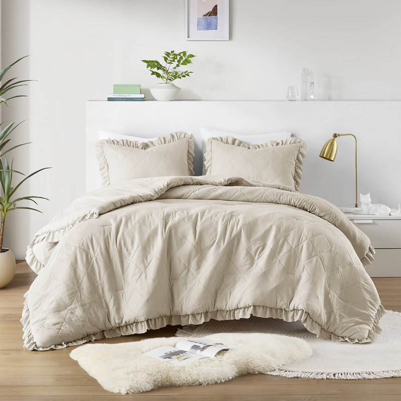 Phoebe Diamond Quilted Ruffle Edge Comforter Set, Neutral, Full / Queen Comforter + 2 Standard Shams