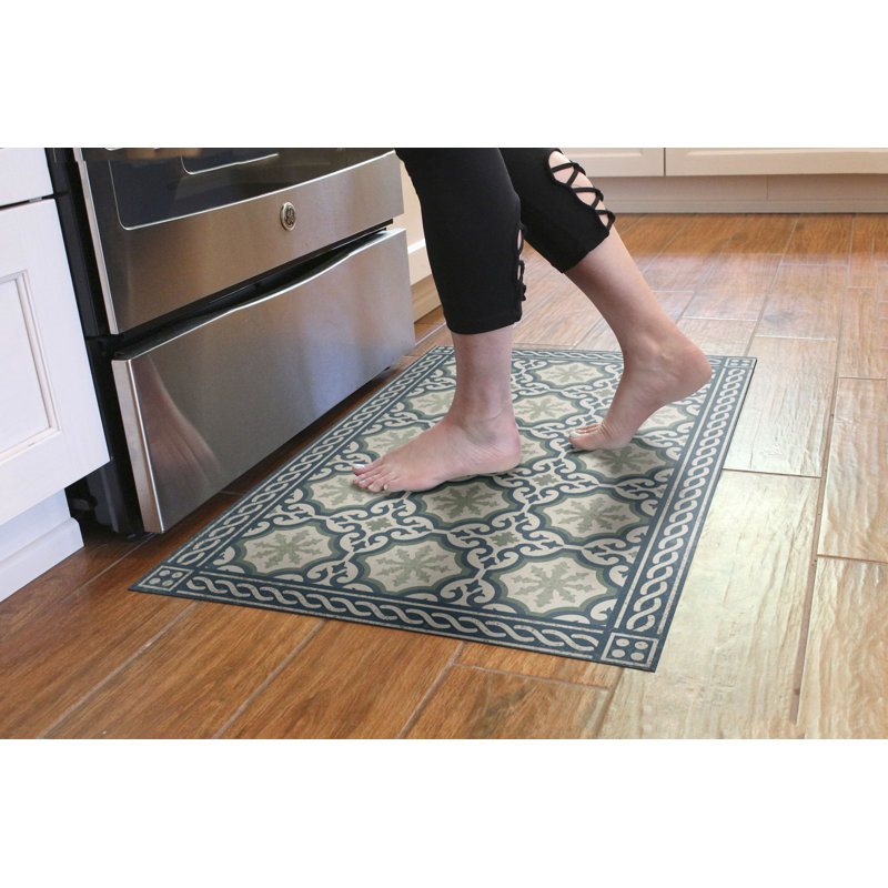 Tapis de cuisine à profil bas Un-Rug Chelsey de Matterly, Rectangle 1 pi 10 po x 2 pi 10 po, Bleu/beige/vert