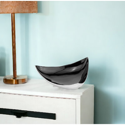 Monika 14" Triangular Bowl