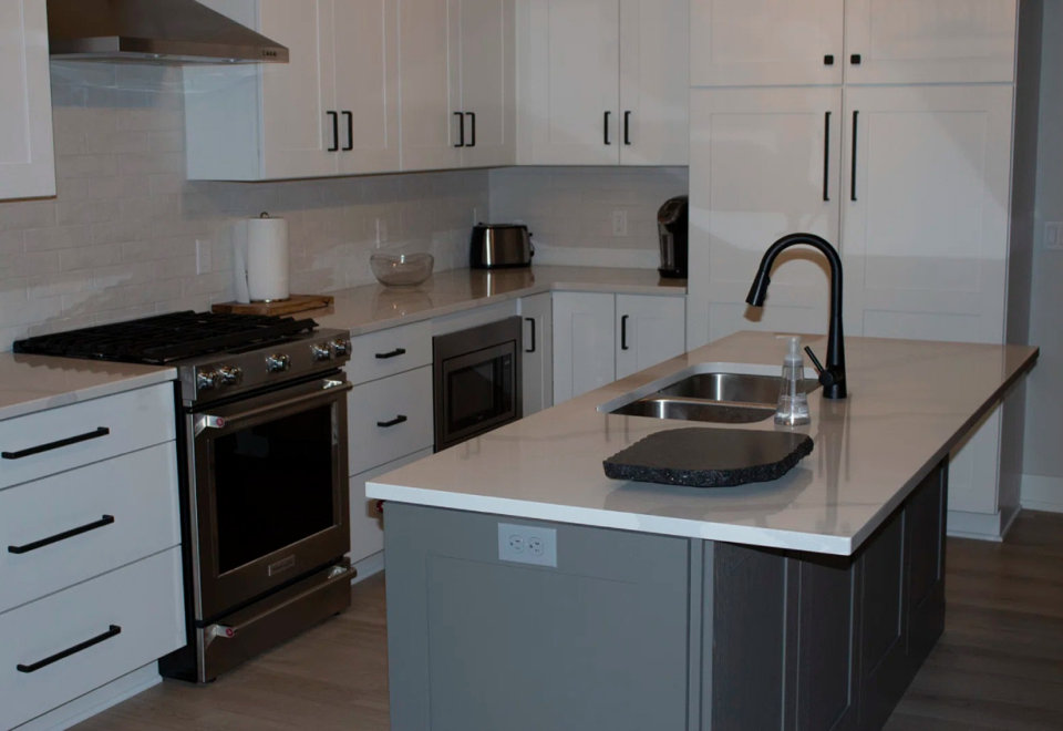 Cabinet and Drawer Knobs