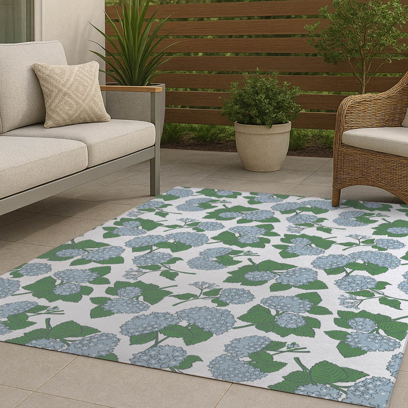 Hydrangea Non Slip Outdoor Rug, Rectangle 4' x 6'
