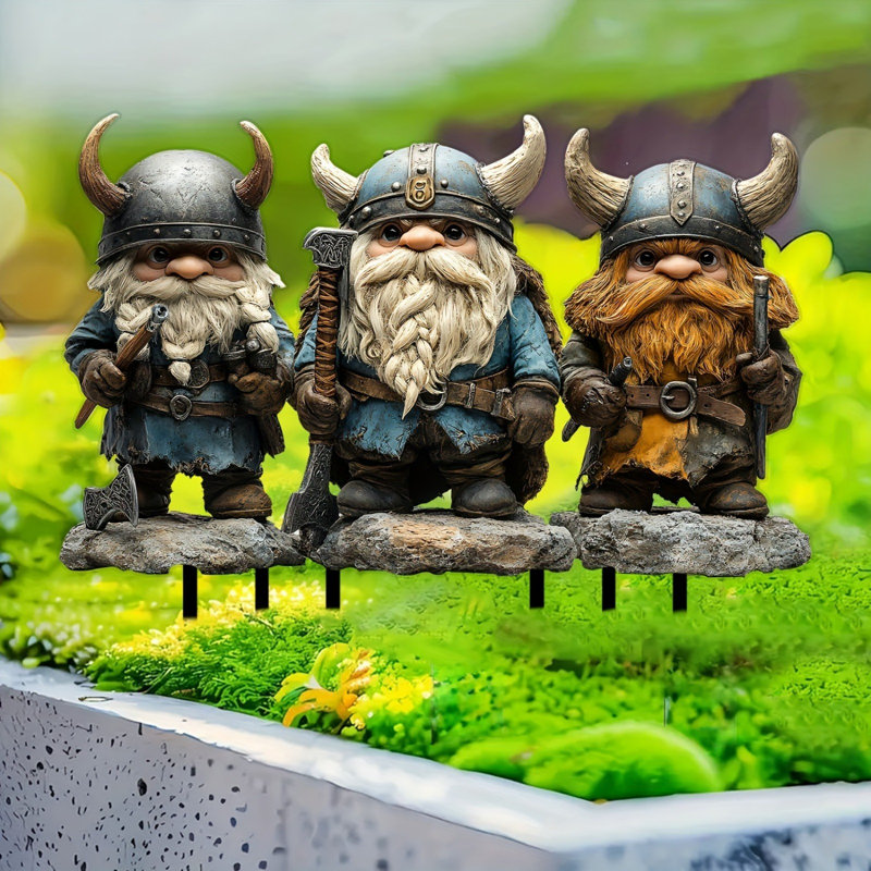 Statue de gnome suspendue avec prise de terre