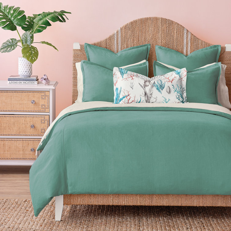 Resort Linen Program Comforter