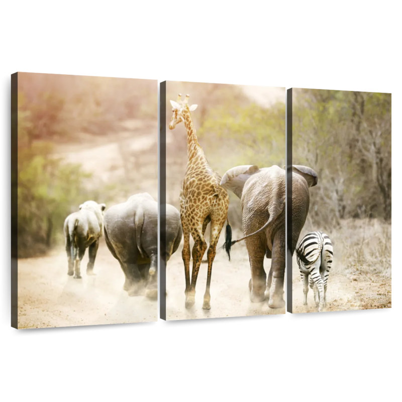 Safari Brampt Friends, 32" H x 50" W