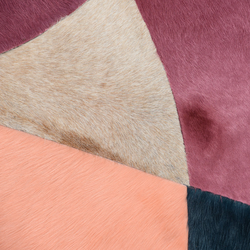 Tapis imprimé peau de vache Art Hide X Greg Natale, Rond 4 pi 11 po