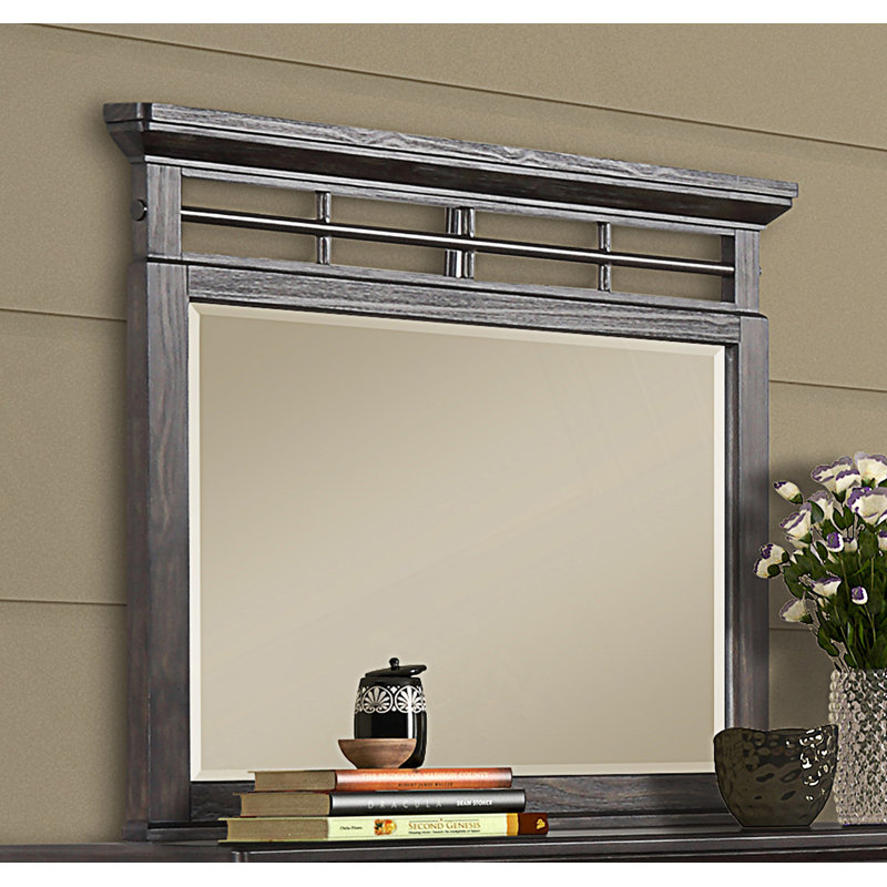 Miroir élégant avec détails en verre biseauté et en métal