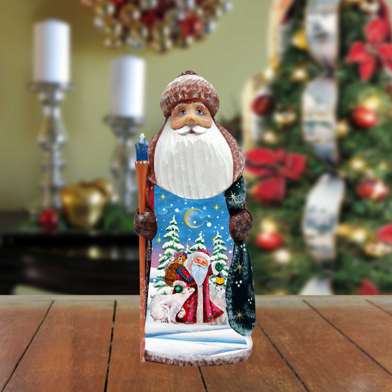 Figurine de père Noël sculptée à la main