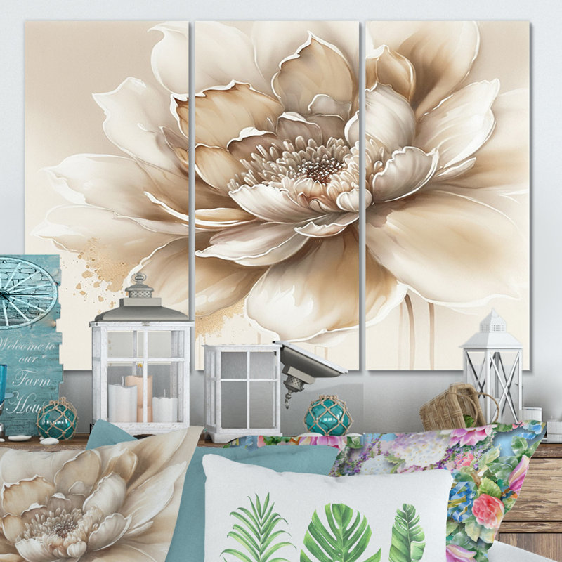 «Blooming Beige Floral Design III», 3 impressions sur toile tendue, H 28 po x l 36 po x P 1 po