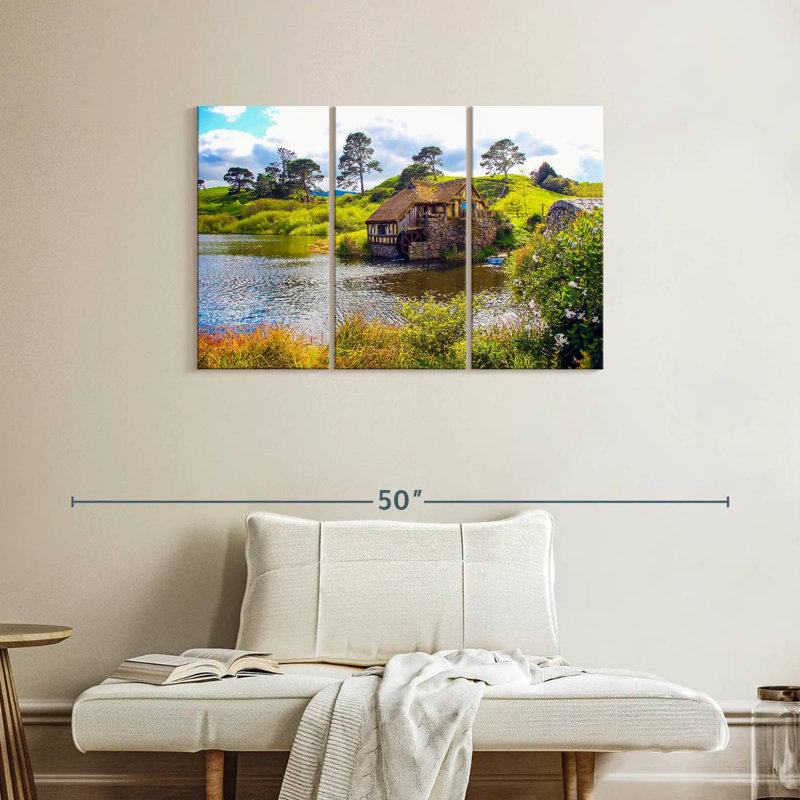 Sebbie Hobbiton, 24" H x 38" W