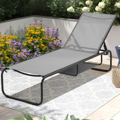 Chaise longue d'extérieur en métal 67 po