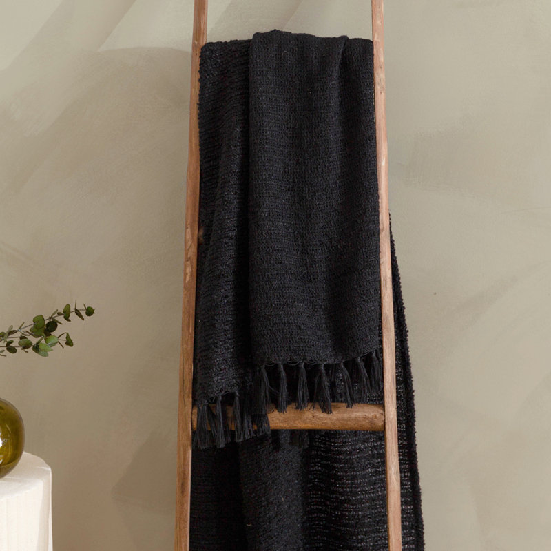 Candar Yard Throw, Black