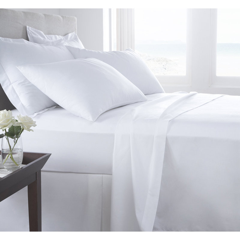 Signature Series Microfiber Sheet Set, Queen Sheet Set + Fitted Sheet + 2 Pillowcases, White