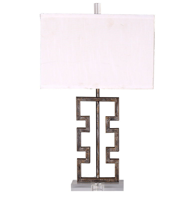 Emelia Metal Lamp