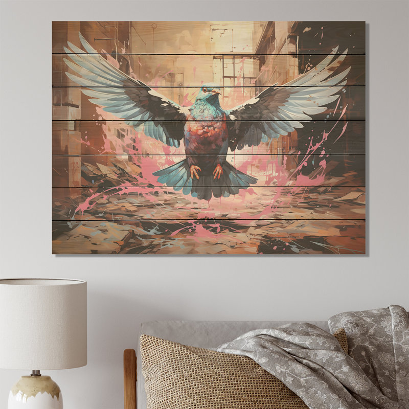 Pigeon bleu et rose en vol - Pigeon animal sur bois, H 10 po x l 20 po