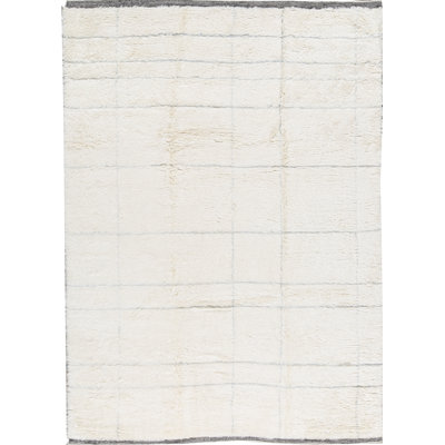 Wool Area Rug in Ivory