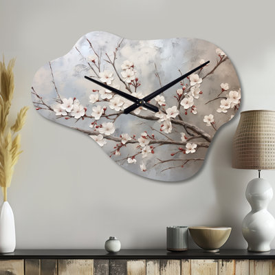 Horloge murale asymétrique en métal Tengelsen