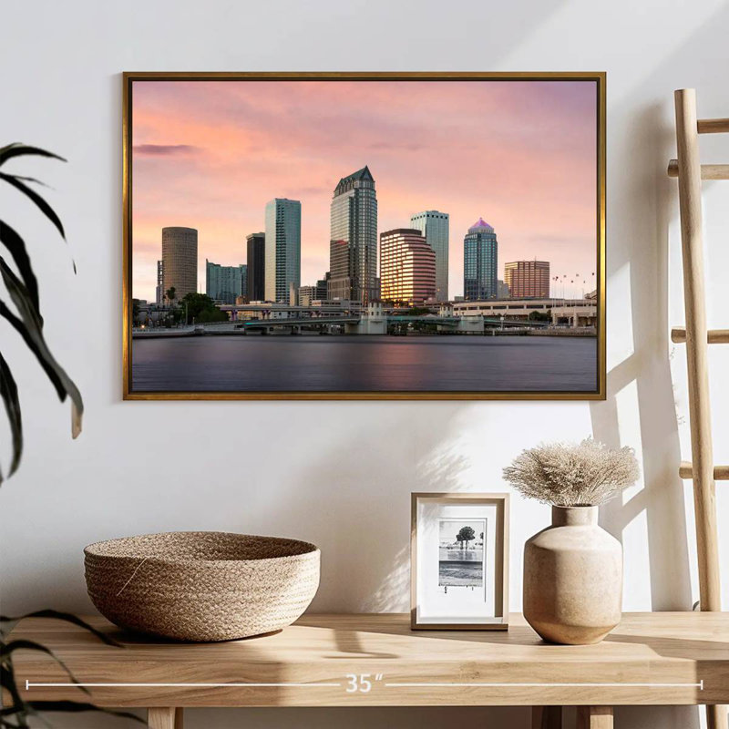 Tampa Bay, 25 po x 17 po, Cadre flottant doré