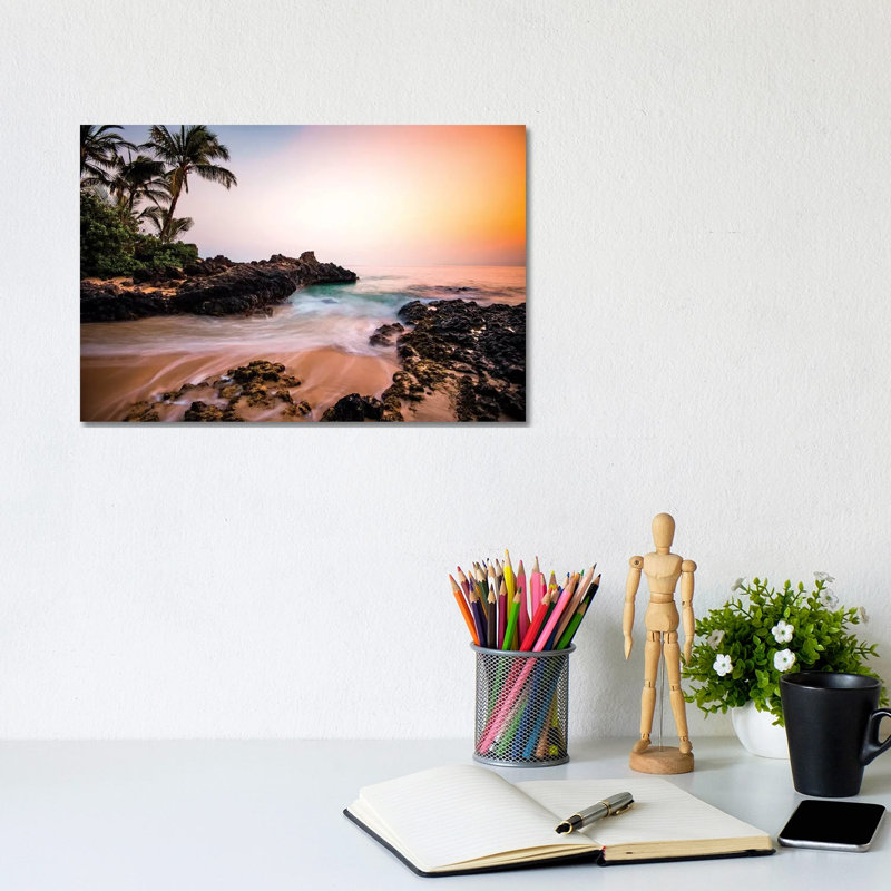 Hawaiian Paradise by Lucas Moore - Wrapped Canvas Print, 20.32 cm H x 30.48 cm W