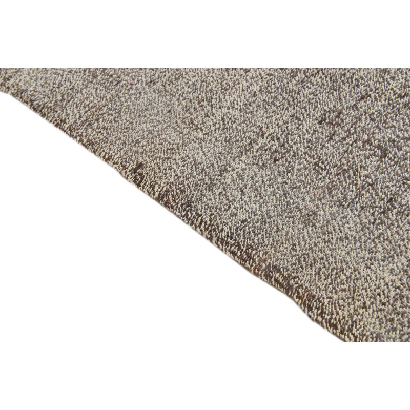 Tapis brun 4 x 6 Petrella