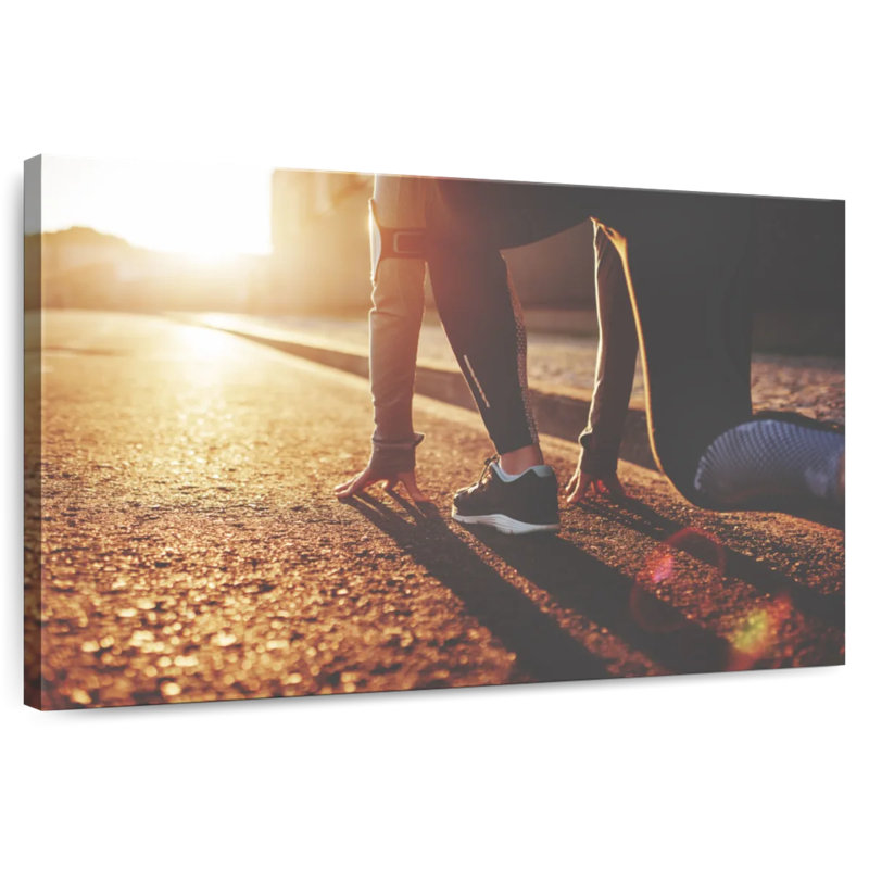 Sireci Athletic Runner, 20" H x 30" W