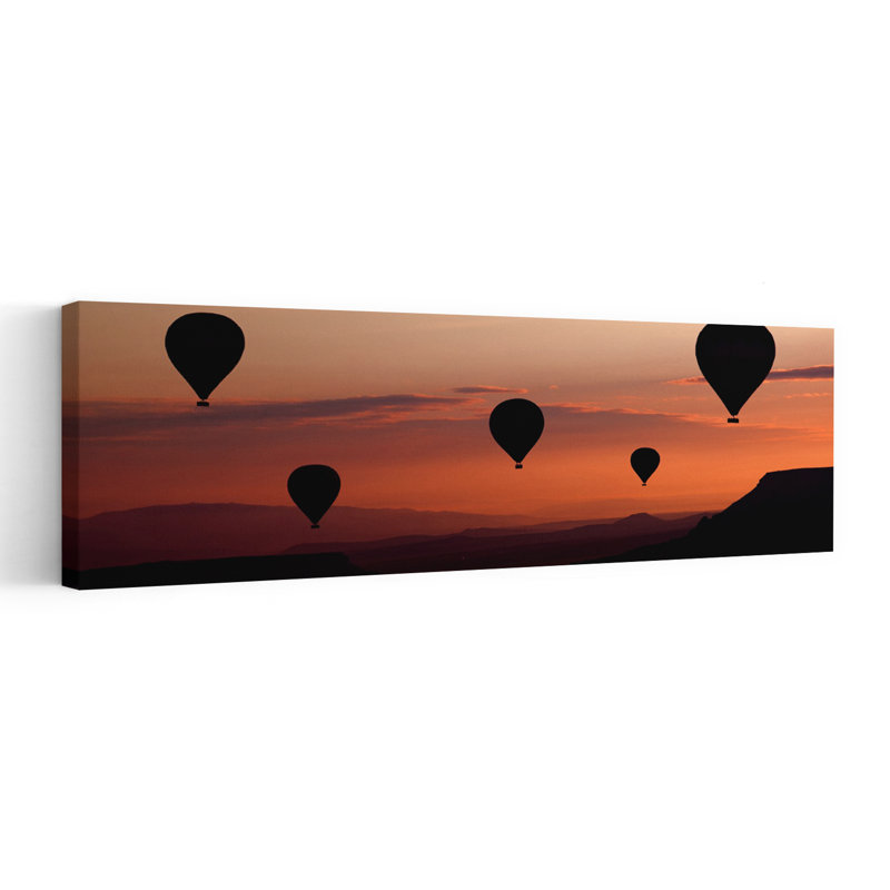 Lever du soleil en montgolfière, H 60 po x l 20 po