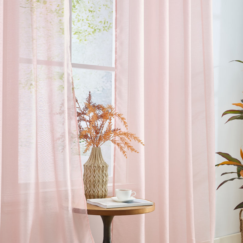 Paire de rideaux semi-transparents avec œillets Carmille, Rose Pink, L 54 po x L 84 po